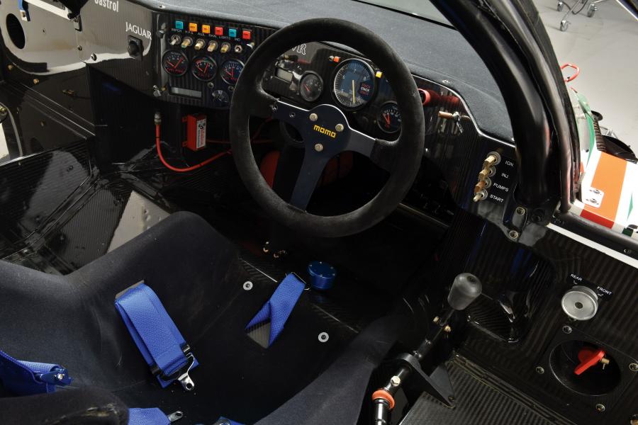 Интерьер Jaguar XJR9 TWR 1988 года  (фото 4 из 42)